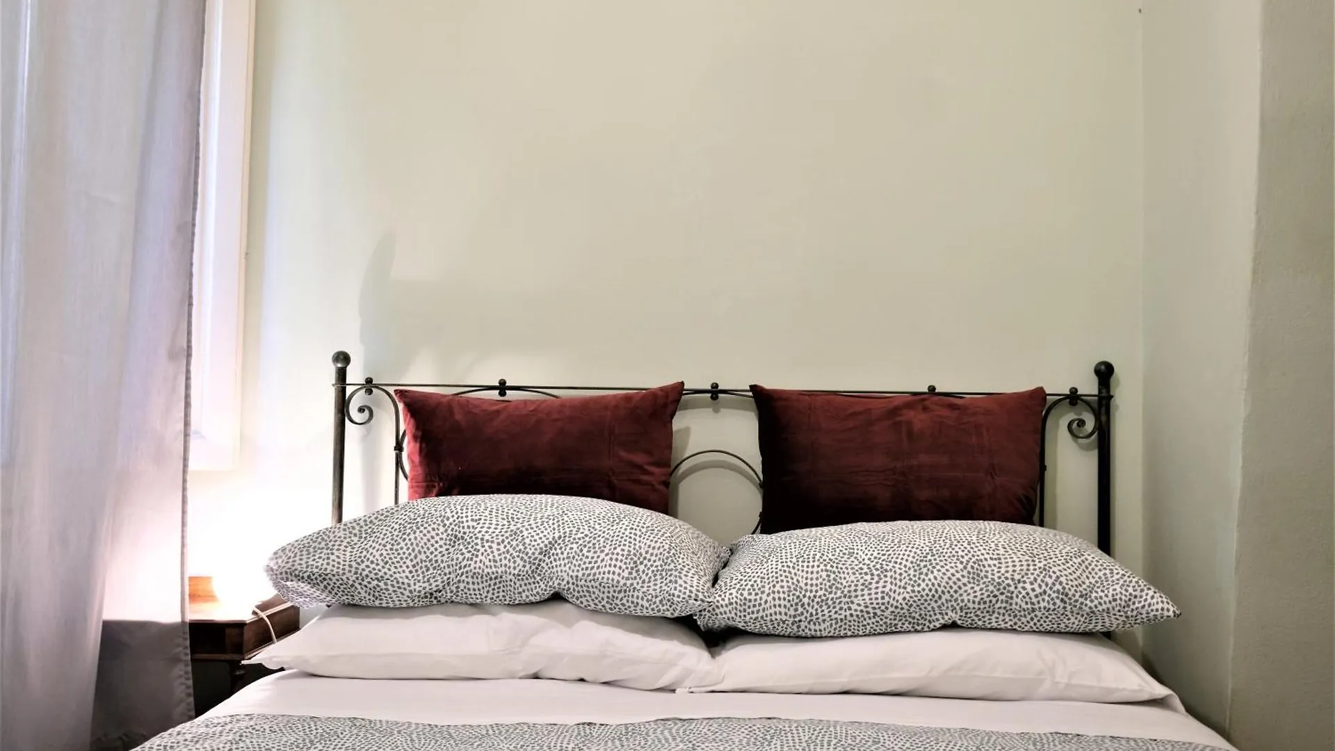 Wine Apartments Florence Nebbiolo 0*,  Ιταλία